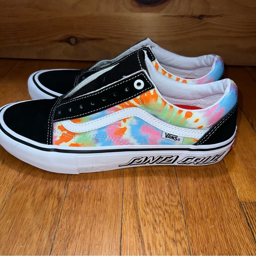 Vans x Santa Cruz Old Skool Pro Limited Edition Tie Dye sneakers. NWT/NEW